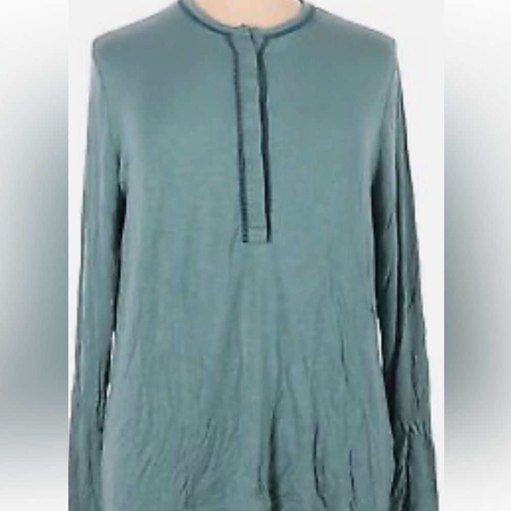 Evys Tree The Allison Long Sleeve Green Shirt XL NWT IN PACKAGING